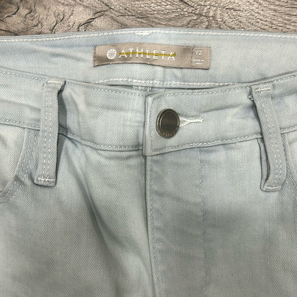 Athleta size 12 women’s jeans light blue